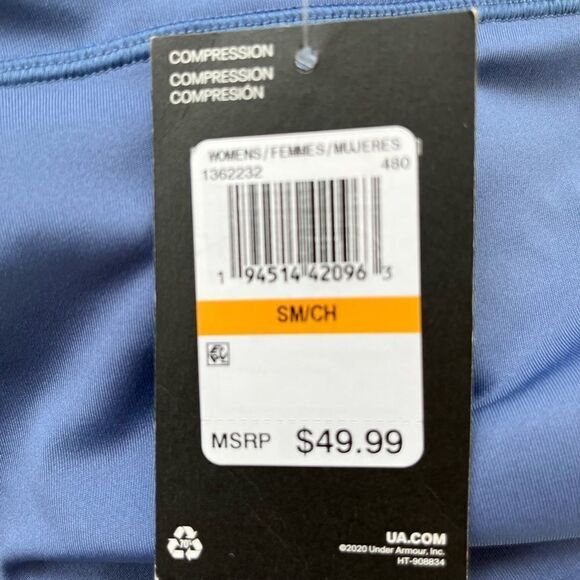 New with tags UNDER ARMOUR Women's Size S
Mileage Graphic Capri Leggings. - Picture 7 of 8